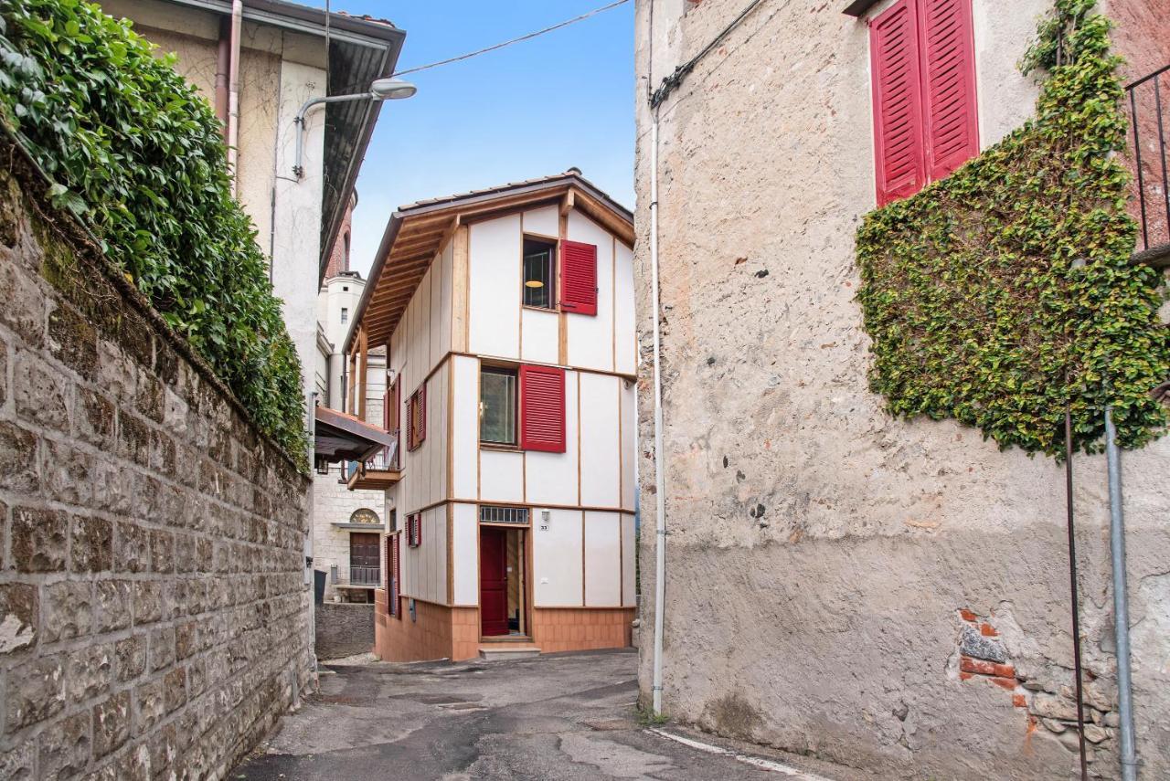 Cadepaia Lago Maggiore لافينو-مومبيلو المظهر الخارجي الصورة